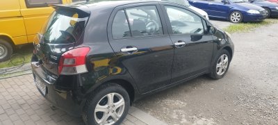 Toyota Yaris 2010 - zdjęcie 4
